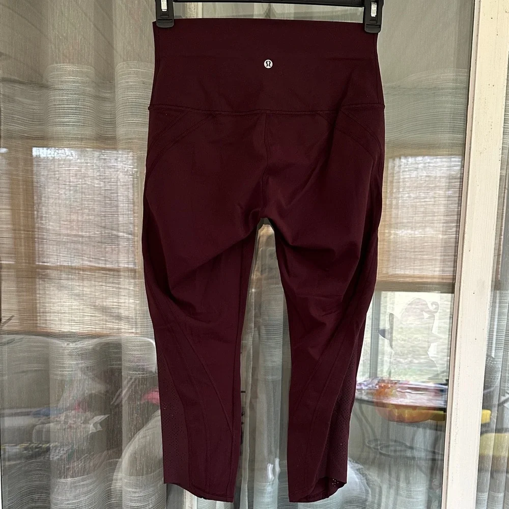 Lululemon Wunder Under Crop Burgundy laser cut High-Waisted Leggings-8